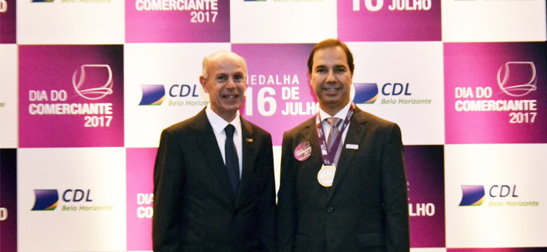 Fetcemg foi homenageada com a Medalha 16 de Julho