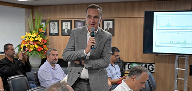 Mineiros Adalcir Lopes e Valter Souza serão homenageados com a Medalha Mérito do Transporte