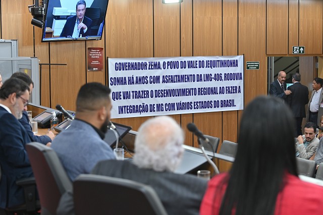 Asfaltamento entre Almenara e Pedra Azul é prioritário para o DER