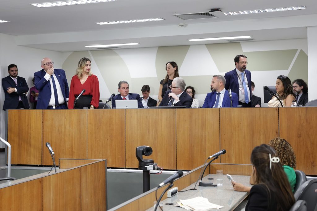 Criação da Agência Reguladora de Transportes está pronta para votação definitiva em Plenário
