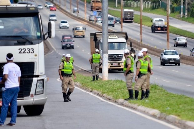 BHTRANS DEFINE LOCAIS PARA CAMINHÕES DURANTE RESTRIÇÃO NO ANEL