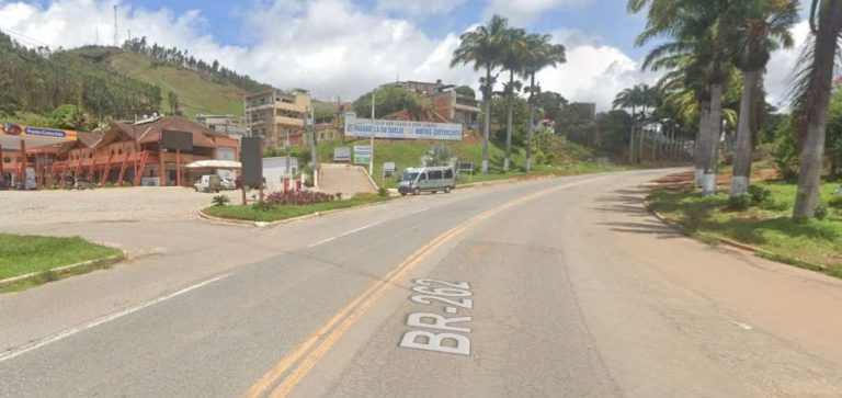 Fechamento total da Br 262 em Abre Campo