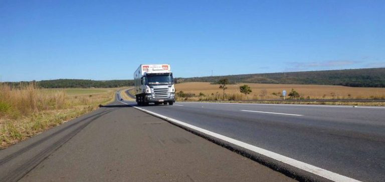 Transportadores do Triângulo Mineiro esperam retomada do crescimento