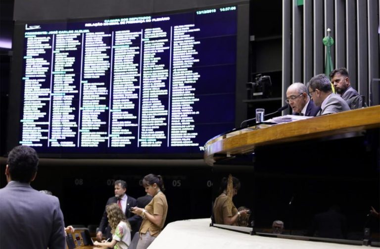 Conquista dos transportadores: CNPJ de empresas receptadoras de carga roubada poderá ser cassado