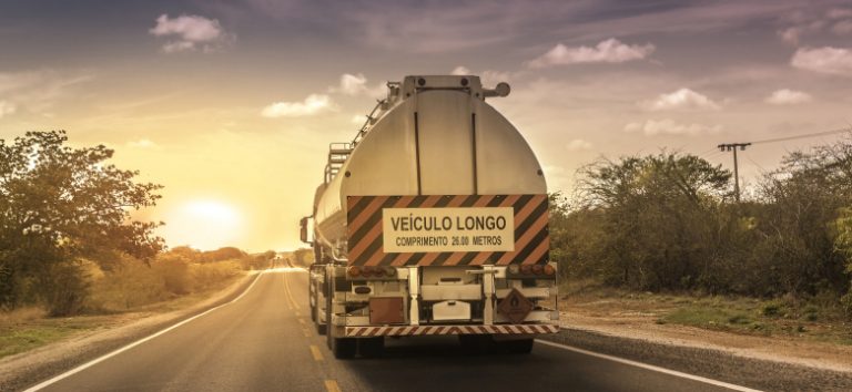 Café com Palestra explicará nova legislação para o transporte de produtos perigosos