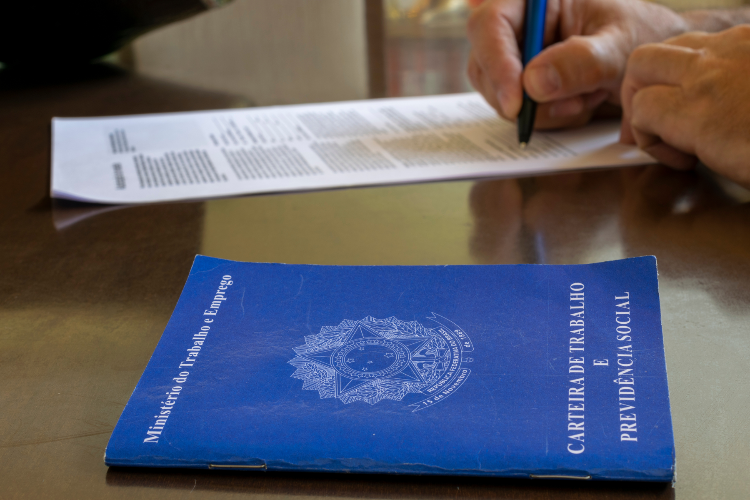 FETCEMG participa da 266ª Reunião do CETER e reforça compromisso com a qualificação profissional