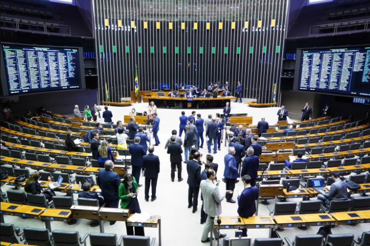 CNT trabalha para aprimorar o PL da Qualidade do Ar