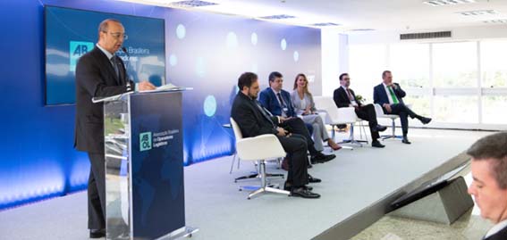 Evento debate os desafios da logística no Brasil