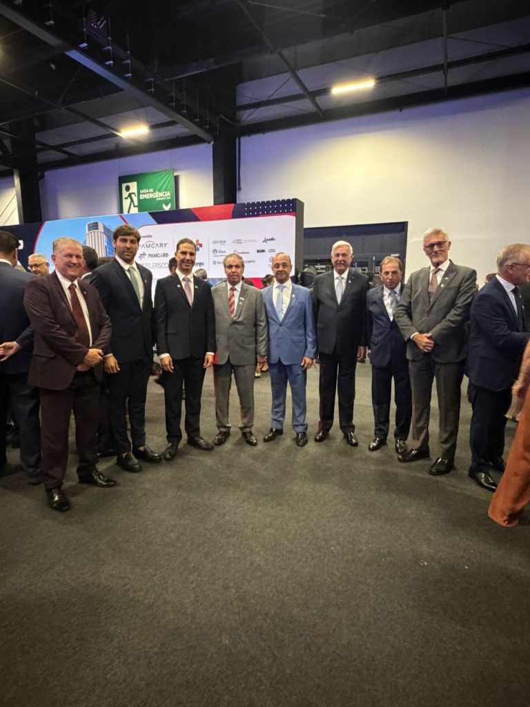 Federação reforça articulação institucional nos 90 anos do Setcesp