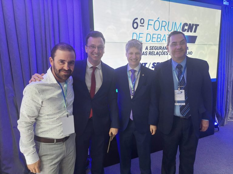 FETCEMG e COMJOVEM BH marcam presença no Fórum de Debates da CNT