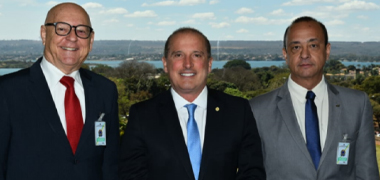 Presidente da CNT participa de encontro com ministro-chefe da Casa Civil