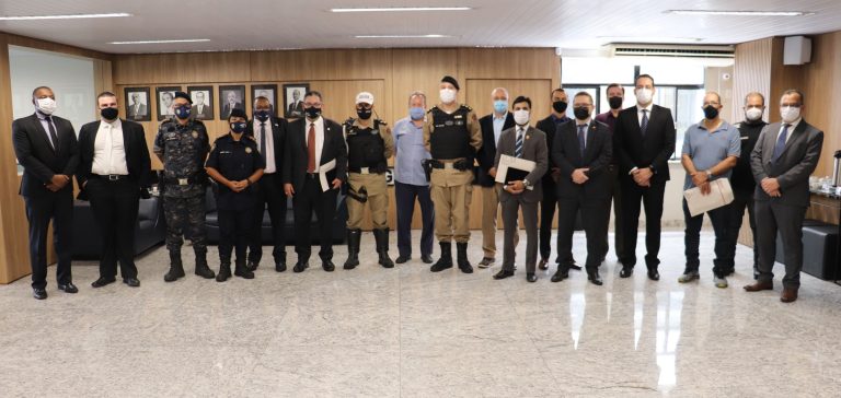 Fetcemg e Setcemg prestam homenagens a policiais militares, federais e civis de Minas Gerais pelo combate ao roubo de cargas