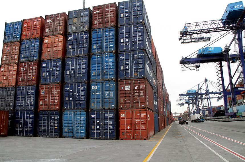Medida provisória prorroga suspensão de tributos para empresas exportadora