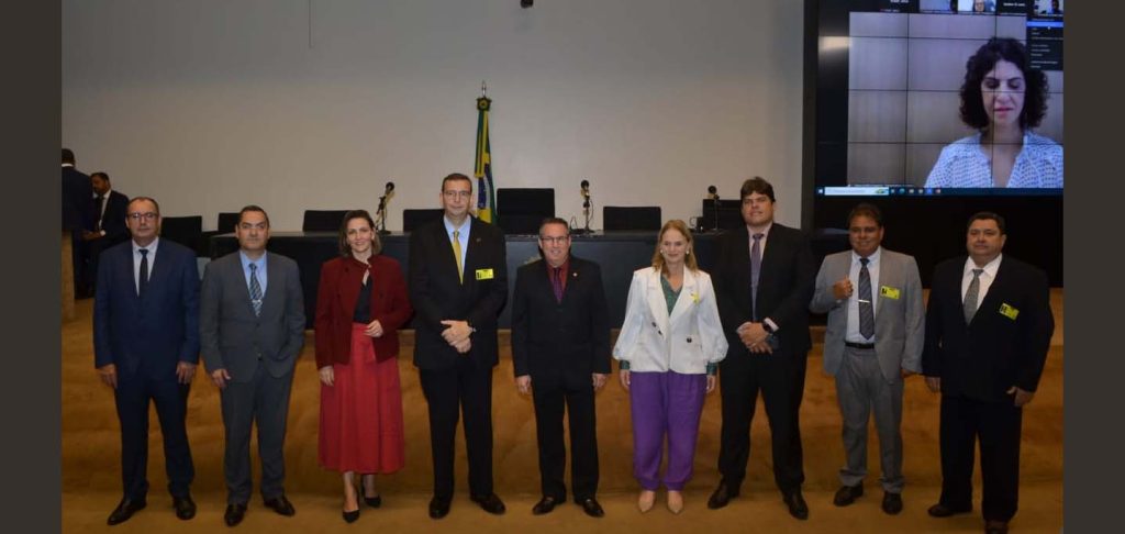 FETCEMG  participa do II Seminário Trabalhista do TRC
