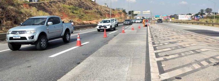 Obras de segurança viária continuam na MG-010 e na LMG-800, principais acessos ao aeroporto internacional, em Confins