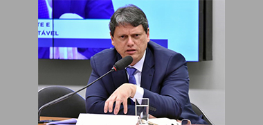 Comissão ouve ministro da Infraestrutura na próxima terça (14)