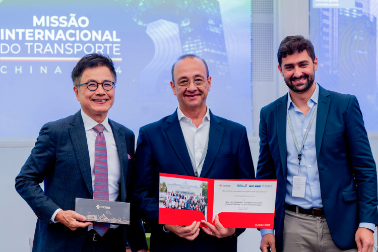 Missão da China destaca estratégias e tecnologias para o presente e o futuro do transporte