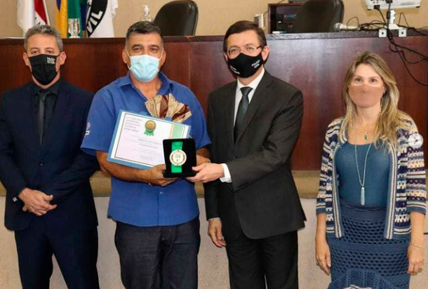 Detran-MG homenageia motoristas por boas condutas no Prêmio Motorista e Motociclista Padrão de Minas
