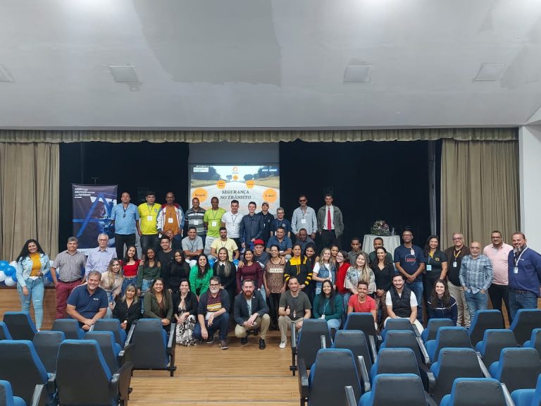 SEST SENAT forma turma-piloto do Motorista Série A em Minas Gerais