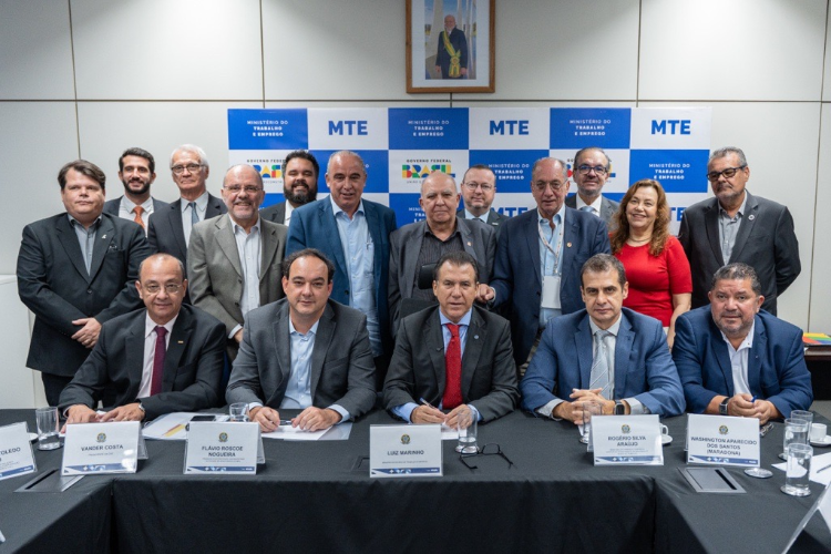 MTE atende a pleito da CNT e define prazo de transição para nova norma de saúde e segurança no trabalho
