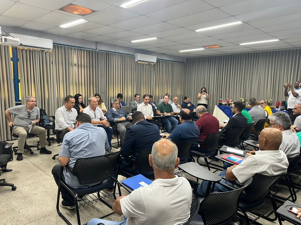FETCEMG e Sindicatos realizam primeira reunião das negociações coletivas