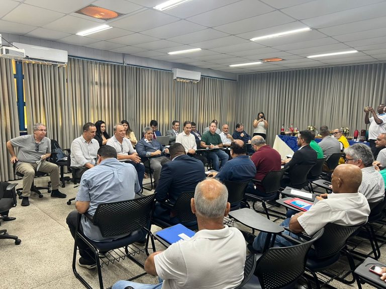 FETCEMG e Sindicatos realizam primeira reunião das negociações coletivas
