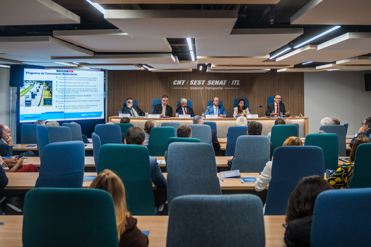 Reunião da Diretoria Estatutária da CNT detalha trabalho institucional e impacto positivo no setor