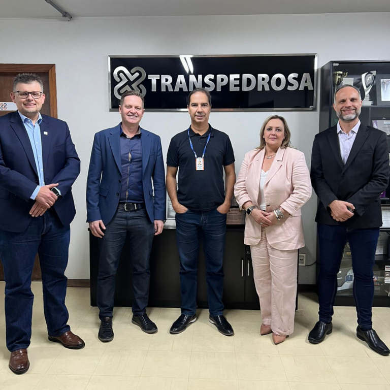 Presidente da FETCEMG se reúne com representantes da Transpocred
