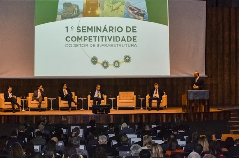 Seminário debate investimentos em infraestrutura e competitividade no Brasil