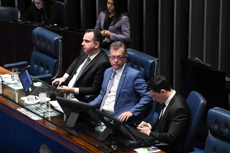 Senado determina tramitação urgente de projeto que atualiza as práticas na segurança das cargas transportadas