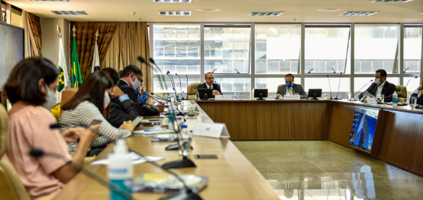 Sistema S apresenta impactos do corte da arrecadação em seus serviços