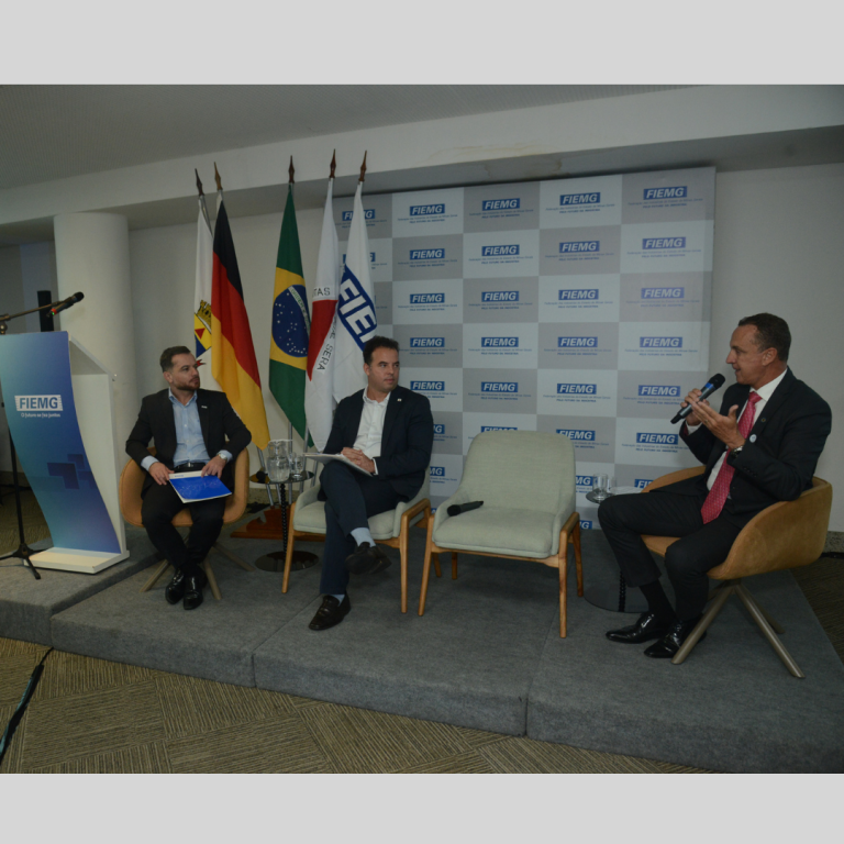 Diretor da FETCEMG participa do seminário Setor Ferroviário no Brasil: desafios e oportunidades