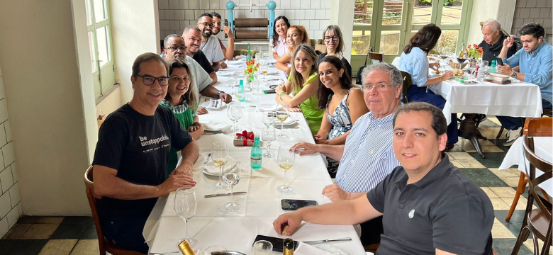 Confraternização da FETCEMG encerra o ano com chave de ouro
