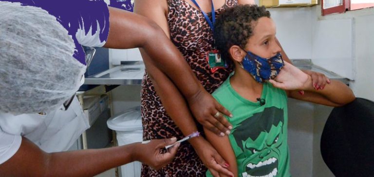 Minas Gerais distribui 400.860 doses de Coronavac para crianças