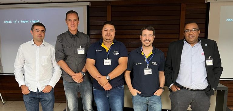 FETCEMG marca presença em evento para transportadores em Jeceaba-MG