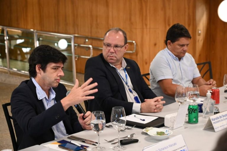 FETCEMG participa de debate sobre o metrô de BH na CDL/MG